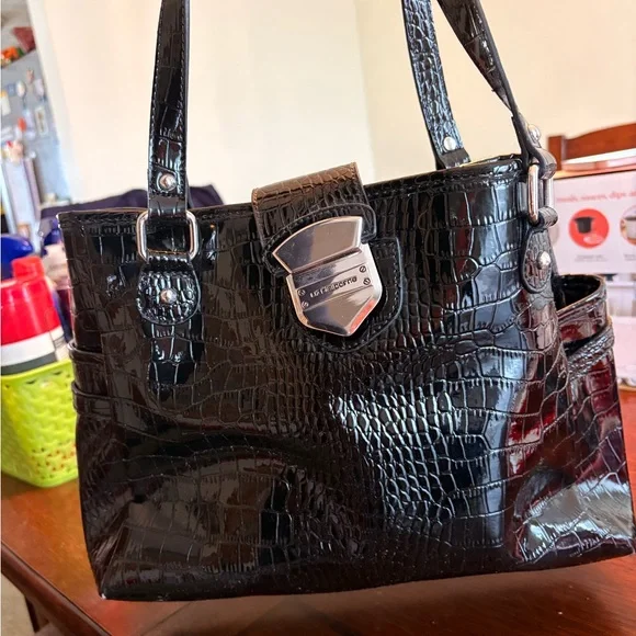 Liz Claiborne Shiny Black Crocodile Shoulder Bag - Picture 1 of 6